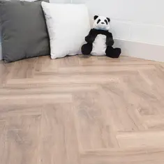 FLOER Hybride laminaat Visgraat FLR-1607 Gerookt Wit Eiken