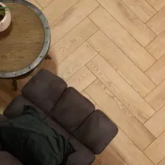 FLOER Hybride laminaat Visgraat FLR-1610 Bruin Eiken