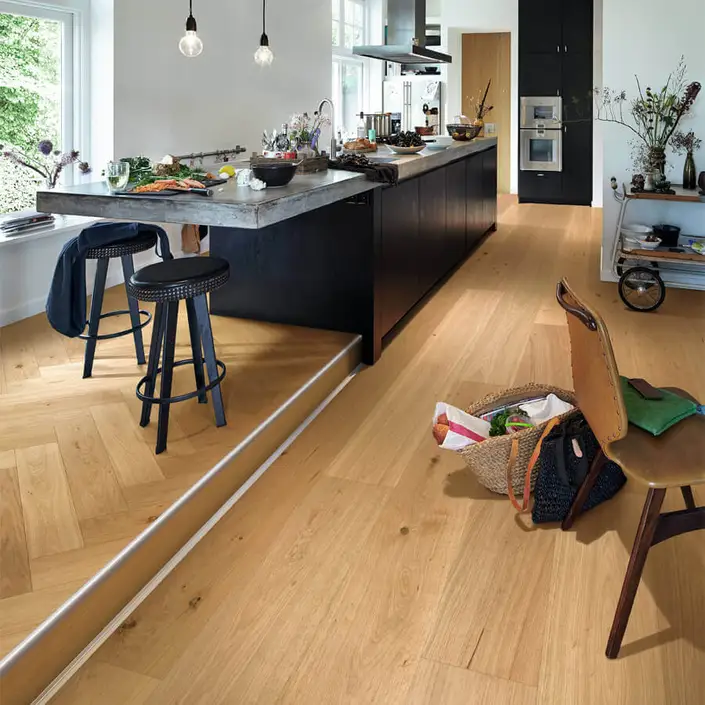 Meister Lindura HD 400 - 270 Gelakt Eik Levendig 8914