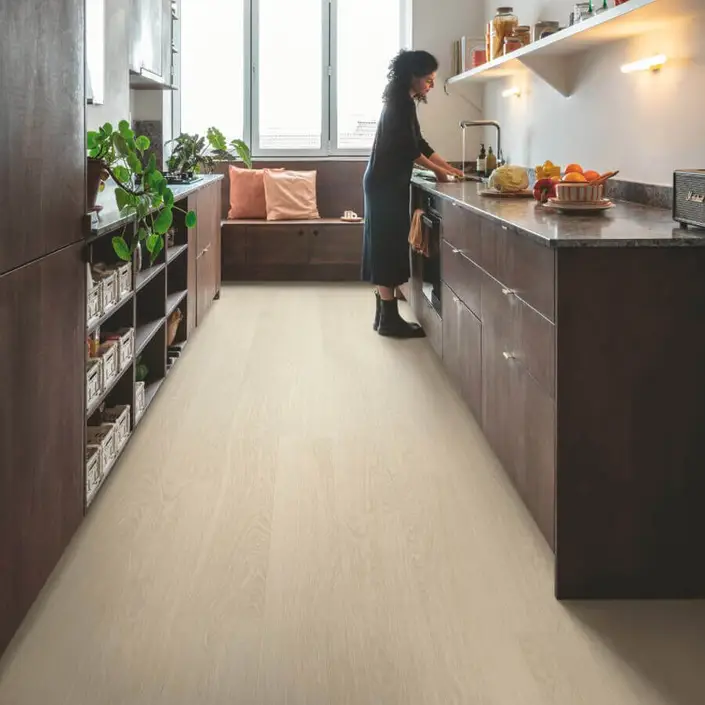 Quickstep Bloom AVMPU40099 Pure Eik Polair